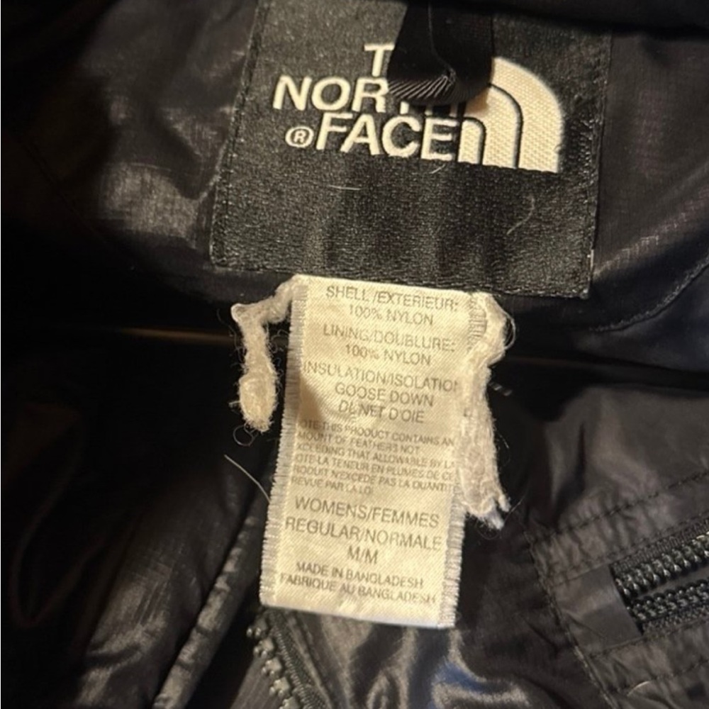 The North Face Quilted Black Puffy Jacket - Picture 3 of 3